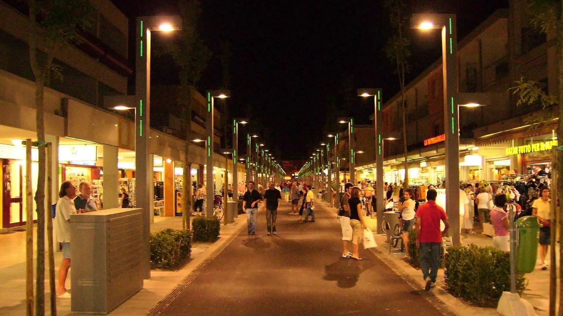 Wonderful Apartment Close To The Beach With Garden Bibione 0*,